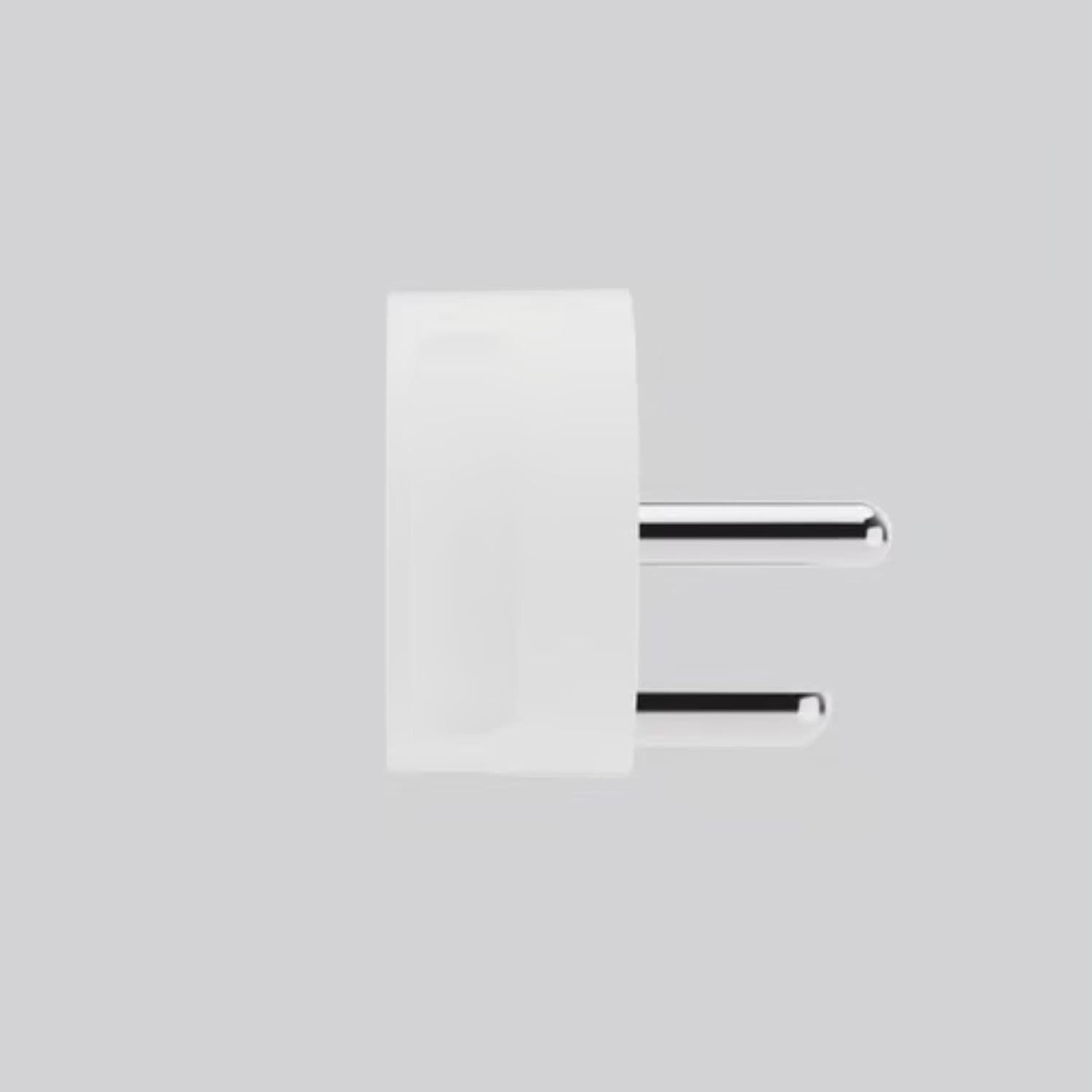 Flachstecker | NORM K Minimalistischer Stecker mit Erde | Weiß