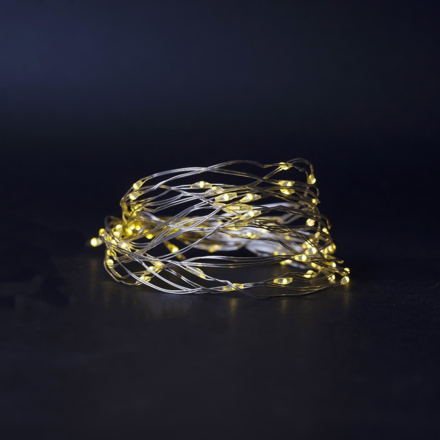 Sølv-Wire LED Lyskæde , 20 LED m/timer & batteri 