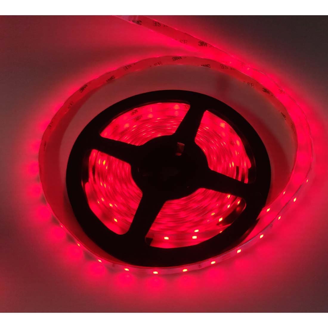 12V LED Strip - 5m - Rød Farve - 8 mm - 300 Dioder - Dæmpbar - IP65 - Udendørs